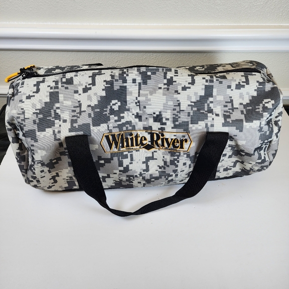 White River Fly Shop camouflage Duffle Bag - Picture 2 of 12
